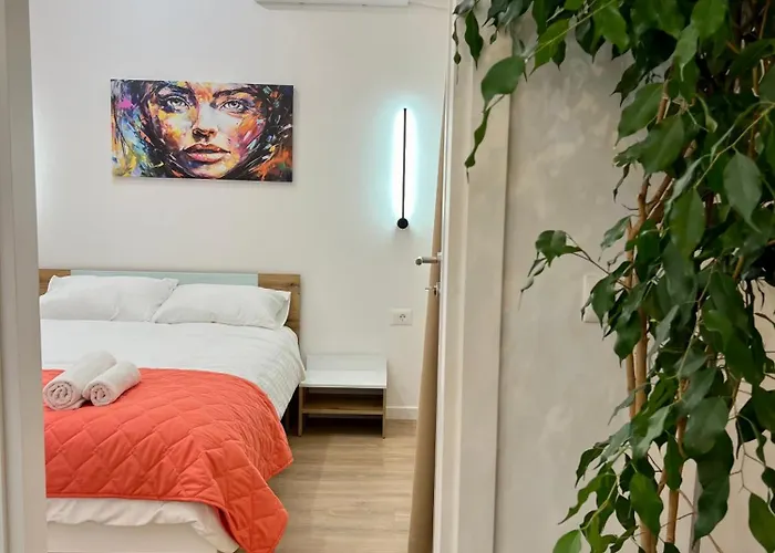 The Great Square Luxury Apartment